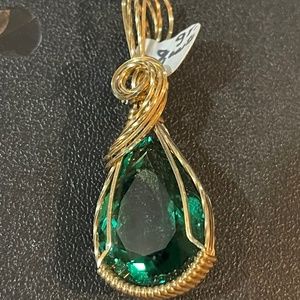 Christmas Green Quartz Wire-Wrapped Semi-Precious Pendant